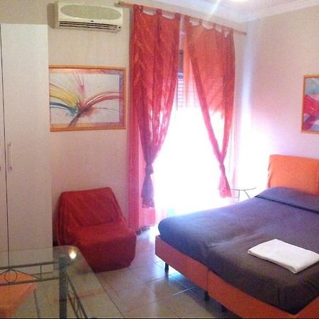 B&B Bordighiera คาตาเนีย ภายนอก รูปภาพ