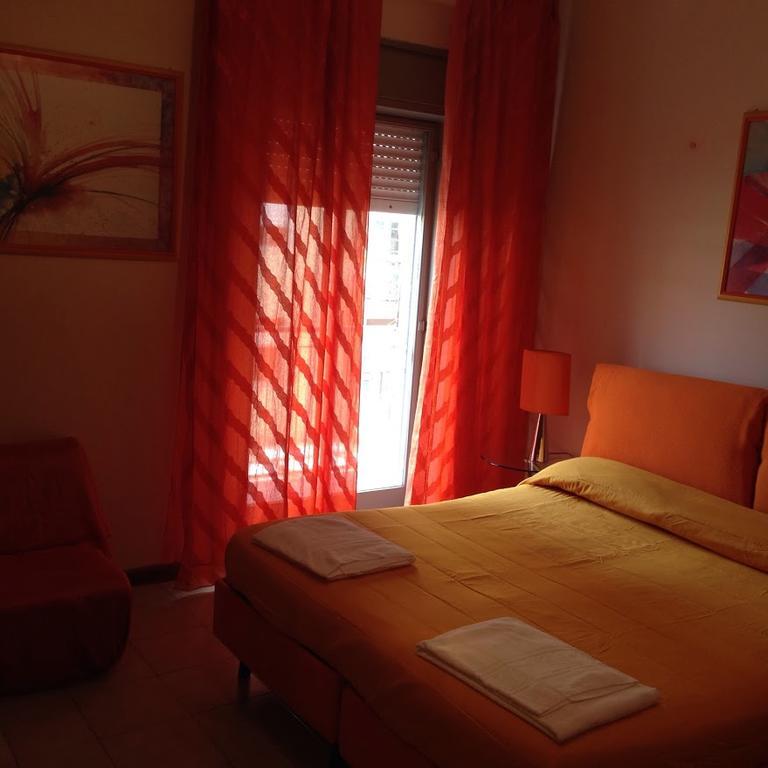 B&B Bordighiera คาตาเนีย ภายนอก รูปภาพ